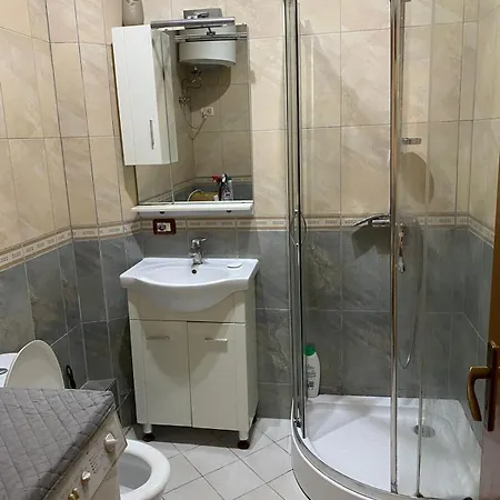 Apartamento Sjsjksdbbd Tirana